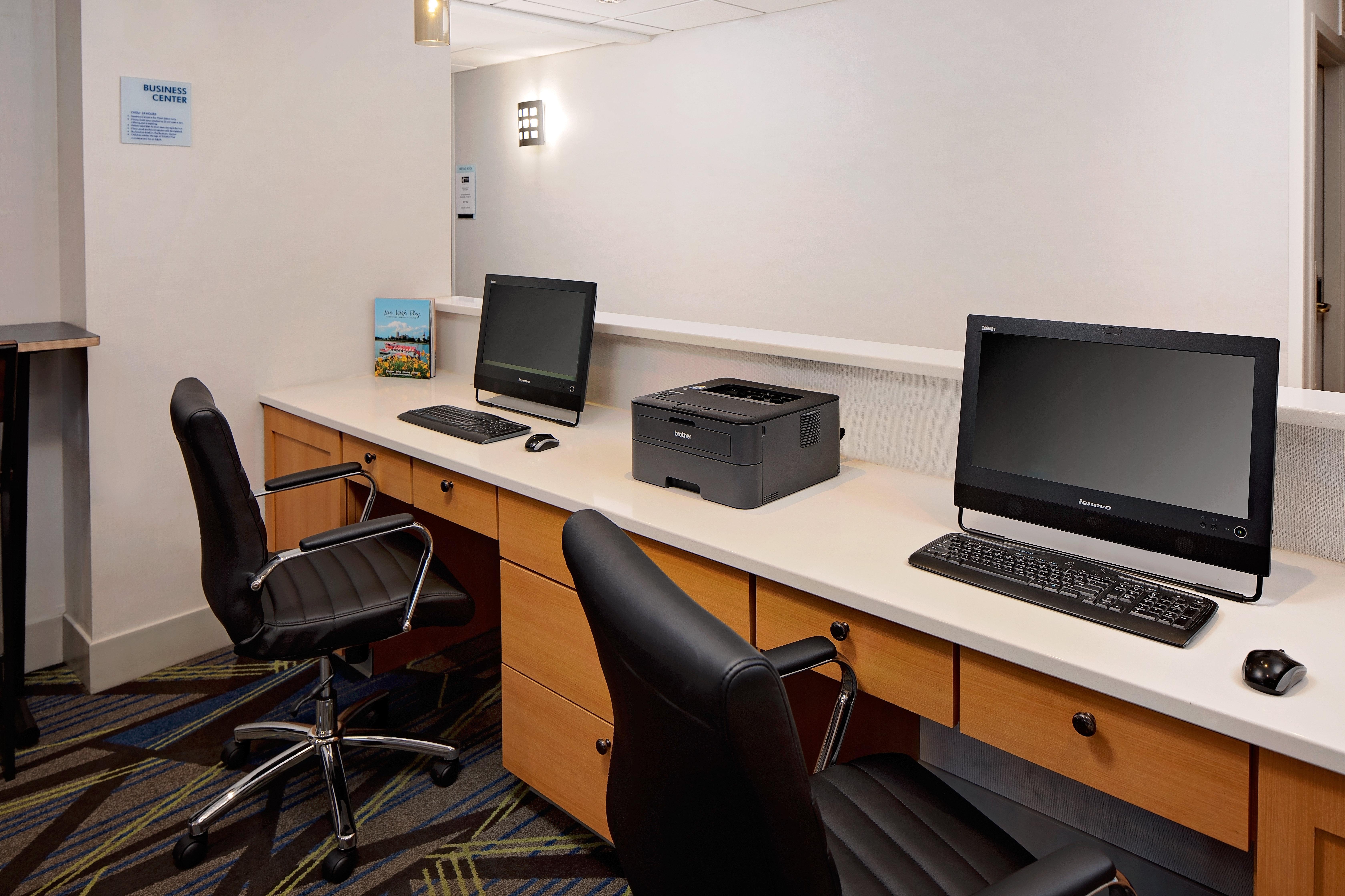 Holiday Inn Express Harrisburg East By Ihg Exterior foto