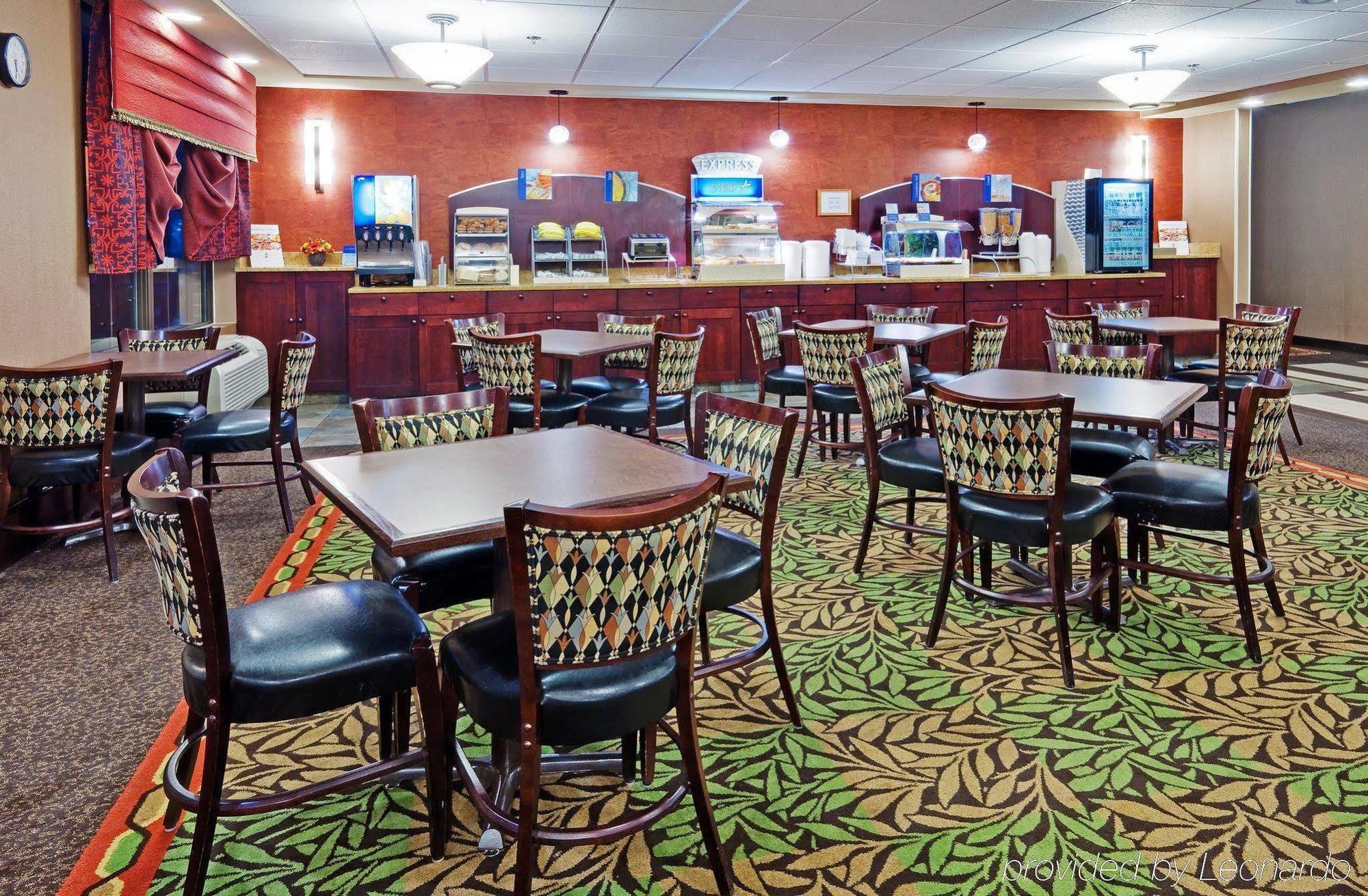 Holiday Inn Express Harrisburg East By Ihg Restaurante foto
